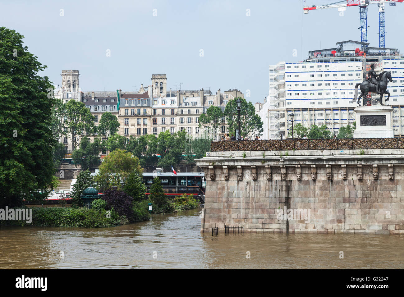 Paris, Frankreich. 6. Juni 2016. Abnahme, Decrue De La Seine, Square du Vert Galant, Paris, 06.06.2016 Kredit zu überfluten: Ignacio Gomez Vertrieb/Alamy Live News Stockfoto