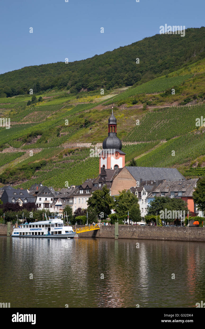 Stadtbild von Zell am See und das Moseltal, Mosel, Rheinland-Pfalz, PublicGround Stockfoto