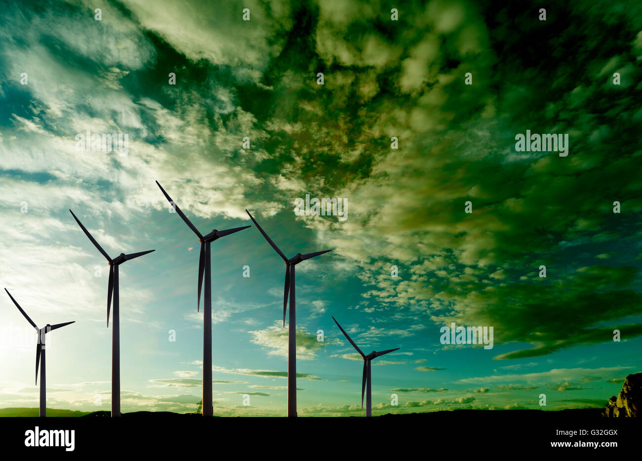 erneuerbare Energien. Windpark. Windkraftanlagen Stockfoto