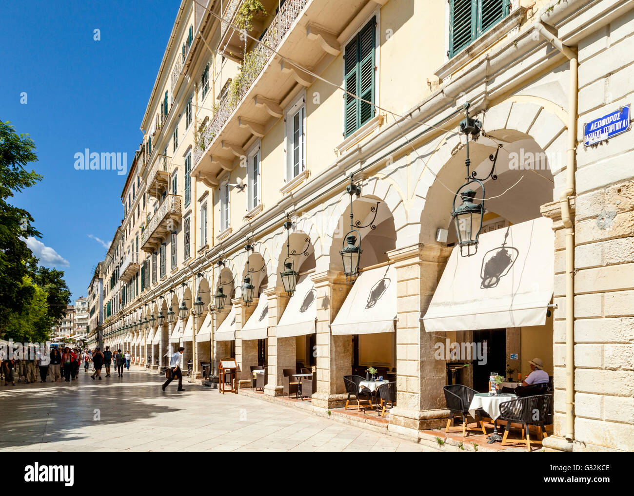 Die modischen Liston Viertel der Altstadt von Korfu, Korfu, Griechenland Stockfoto