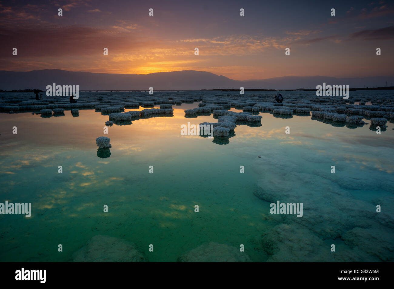 Salzablagerungen im Toten Meer, Israel Stockfoto