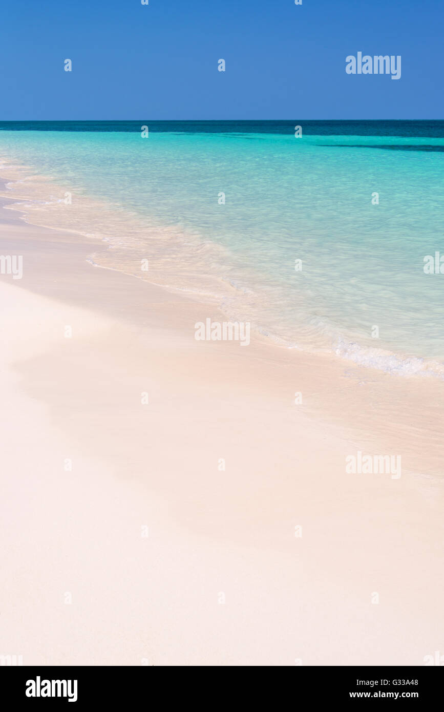 Sand und das Karibische Meer Hintergrund Stockfoto