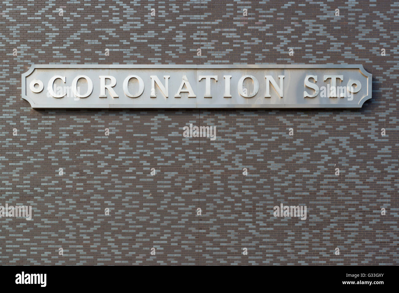 Coronation Street Zeichen wie an einer Wand in Granada Studios in MediaCityUK, in Greater Manchester Salford Quays Bereich zu sehen. Stockfoto