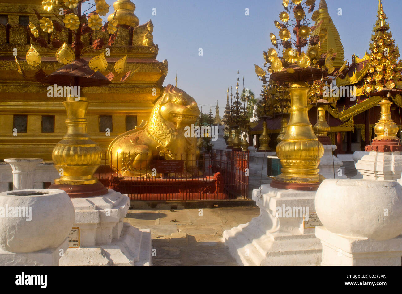 Asien, Wezigon Paya, Nyaung U, Bagan, Myanmar (Burma) Stockfoto