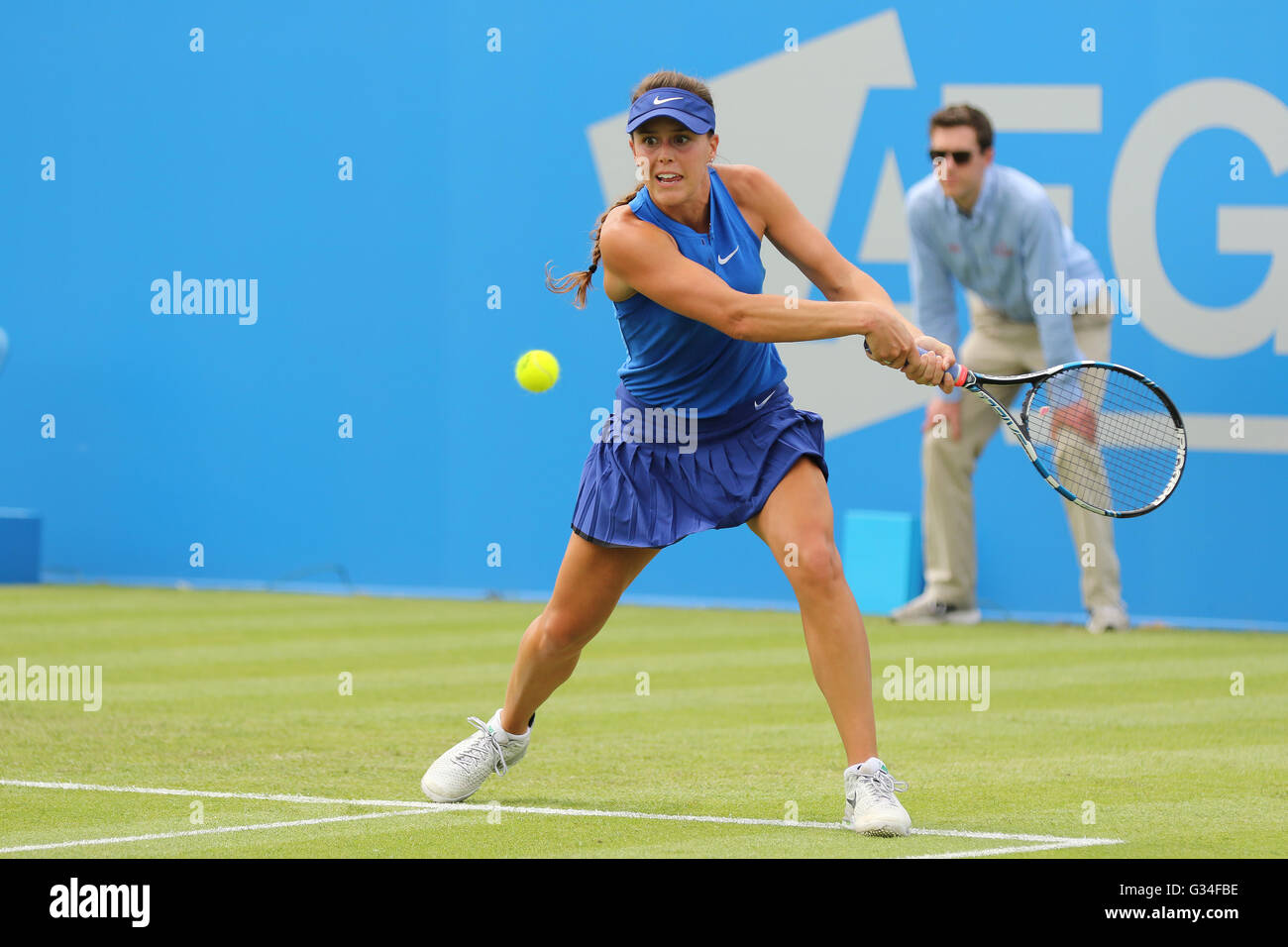 07.06.2016. Tenniszentrum Nottingham, Nottingham, England. Aegon WTA Nottingham Tag der offenen Tür 4.  Konzentration von Michelle Larcher De Brito von Portugal Stockfoto