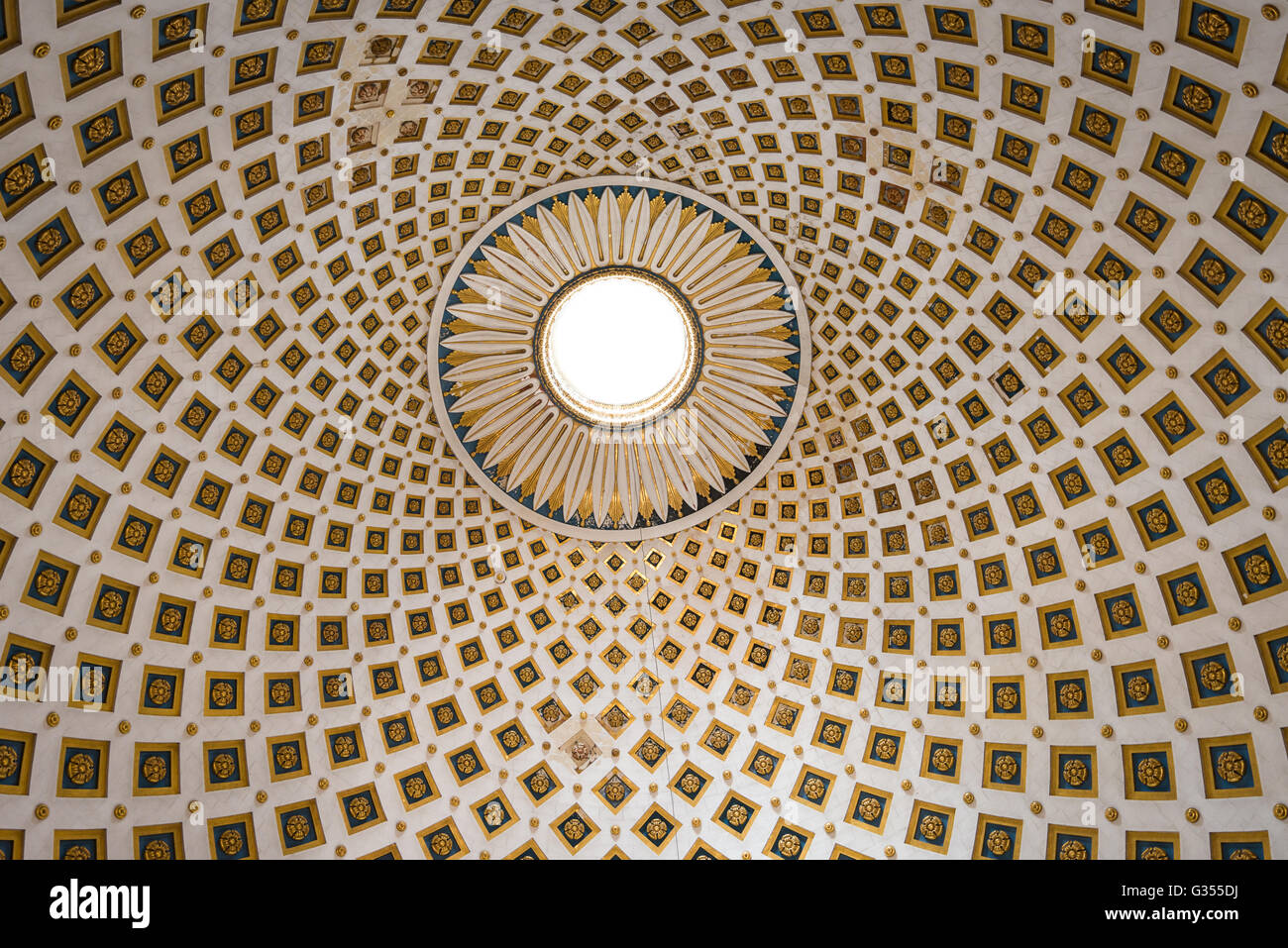Kuppel der Kirche in Mosta, Malta Stockfoto