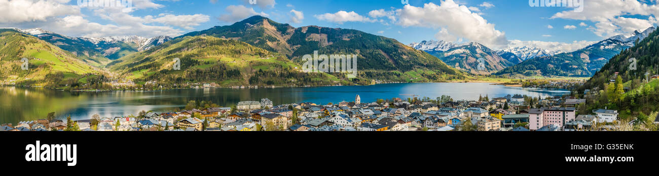 Panoramablick auf der herrlichen Berglandschaft in den Alpen mit Zeller See in Zell am See, Salzburger Land, Österreich Stockfoto
