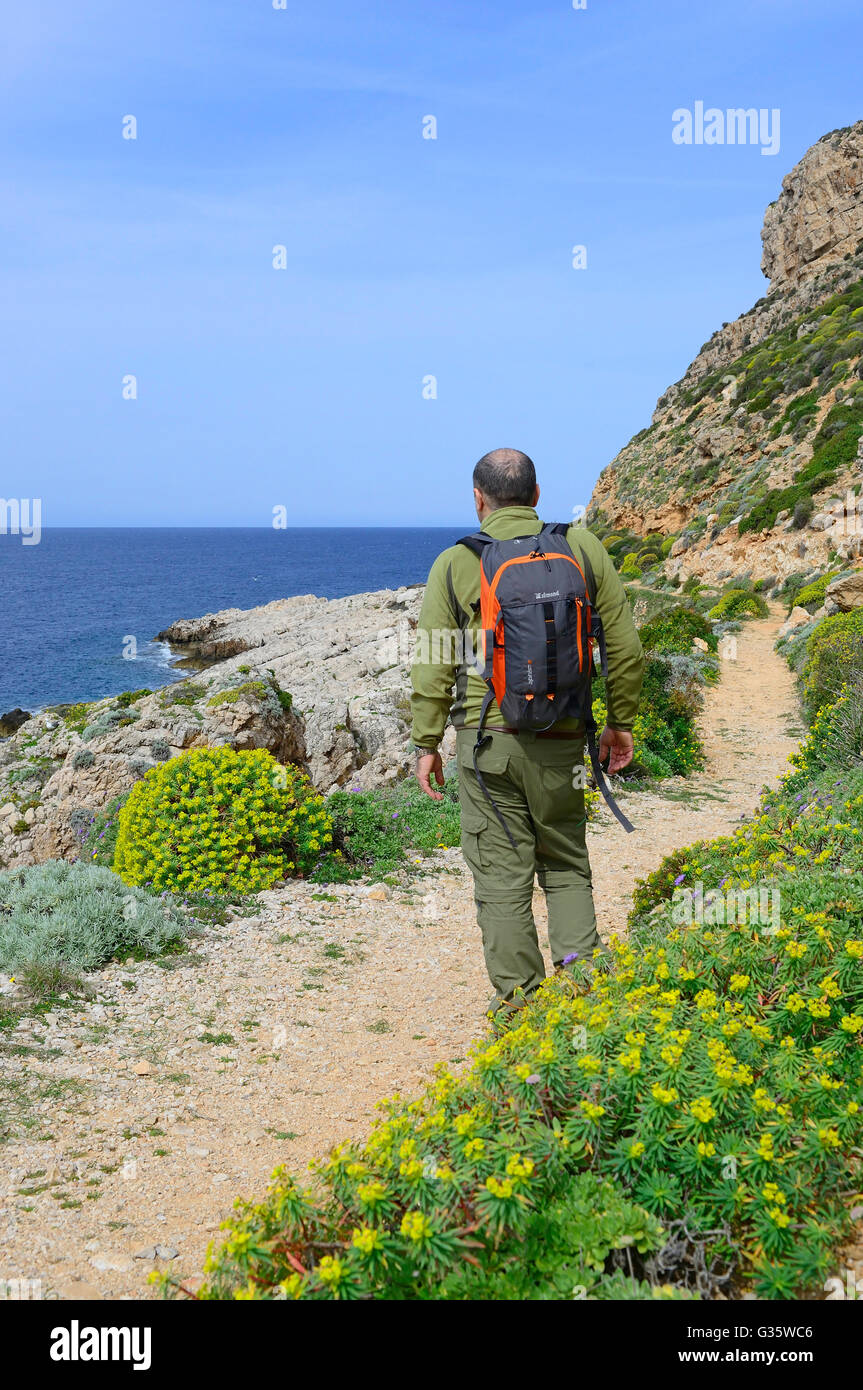 Wanderer in Levanzo island, Aegadian Island, Sizilien, Italien, Europa Stockfoto