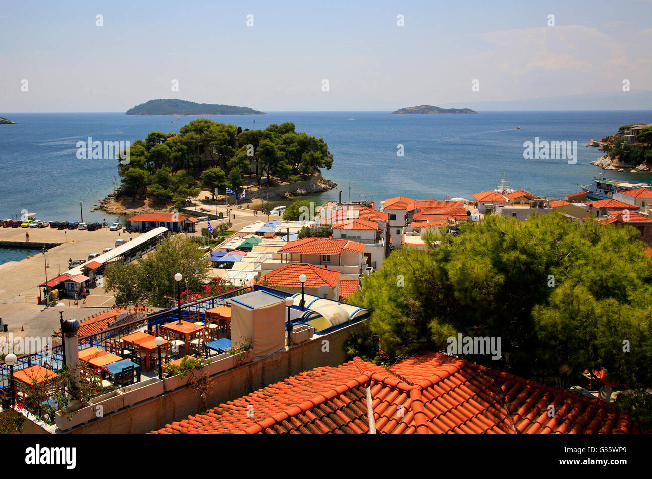 Ansicht des Ägäischen Meeres Skiathos Sporaden Insel Griechenland EU Europäische Union Europa Stockfoto