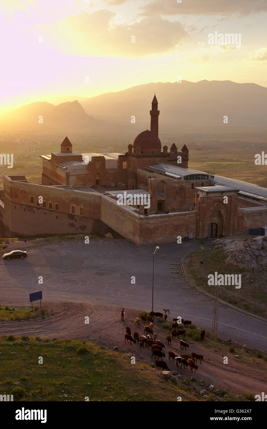 Ishak Pasa Palast bei Sonnenuntergang, in der Nähe von Dogubayazit, Türkei Stockfoto