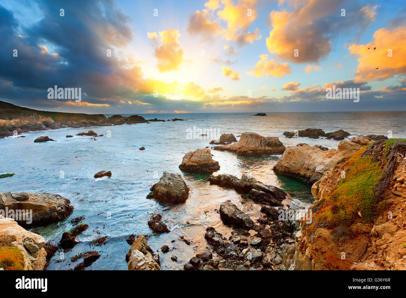 Big Sur-Pazifik Küste bei Sonnenuntergang Stockfoto