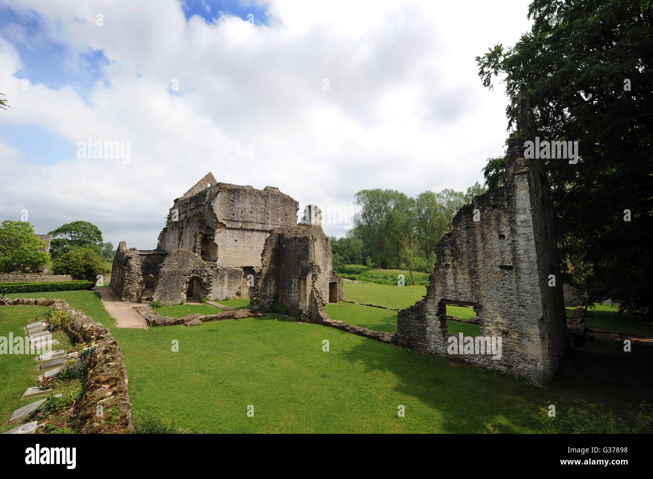 Die Ruinen der Minster Lovell Hall, UK Stockfoto