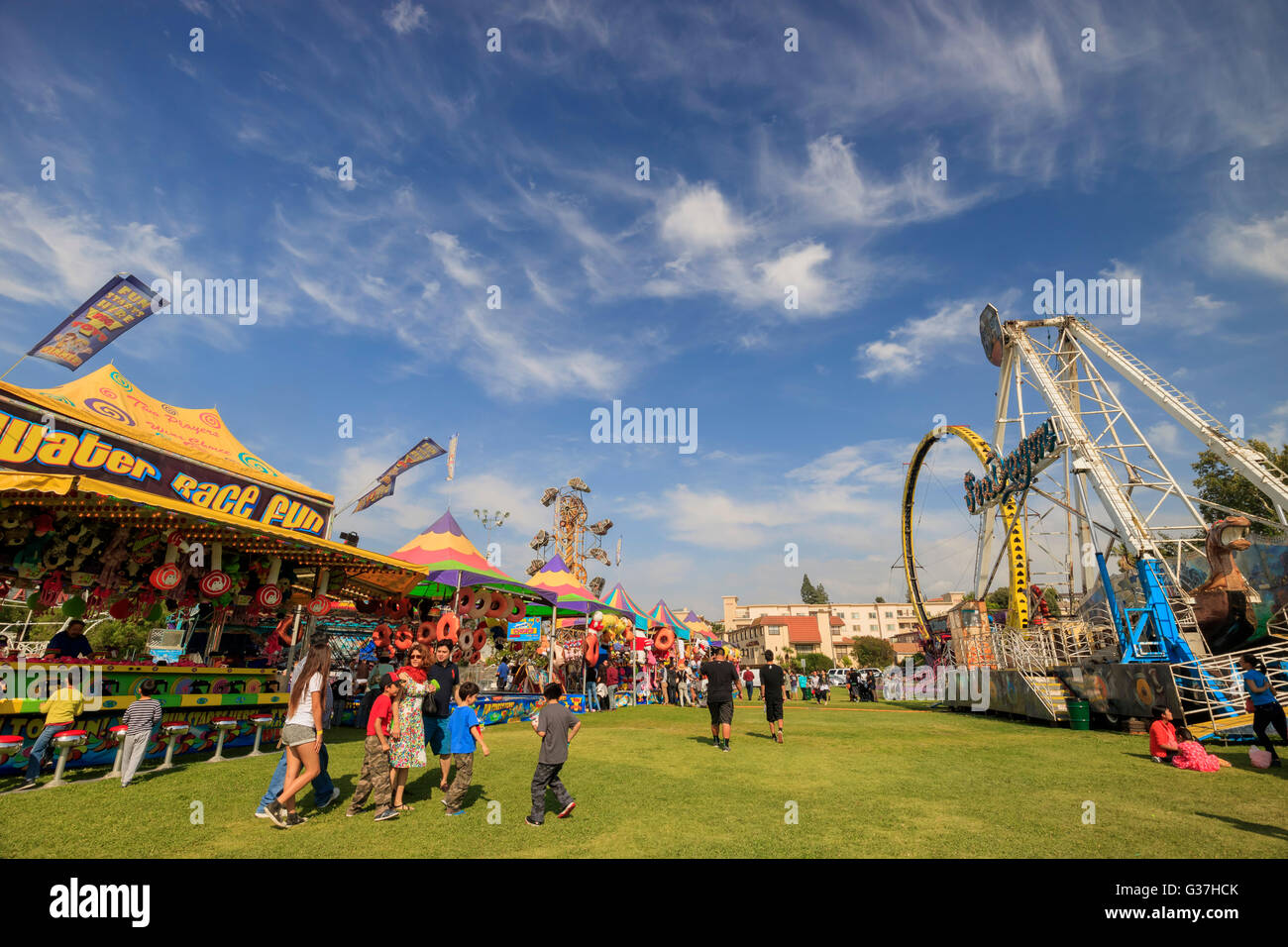 17. Mai, Los Angeles: Familie Spaß auf dem Spielplatz am 17. Mai 2015 in Los Angeles Stockfoto