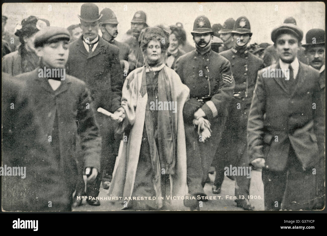 Frau Pankhurst verhaftet im Victoria Street.     Datum: 13. Februar 1908 Stockfoto