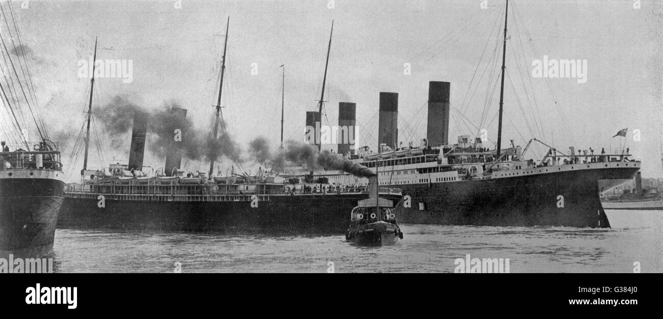 Ein schlechtes Omen: als die Titanic Southampton verlässt, bricht der Dampfer New York versehentlich ihre Liegeplätze. Kapitän Smith stoppt der Titanic Motoren und eine Kollision vermieden wird.      Datum: 10. April 1912 Stockfoto
