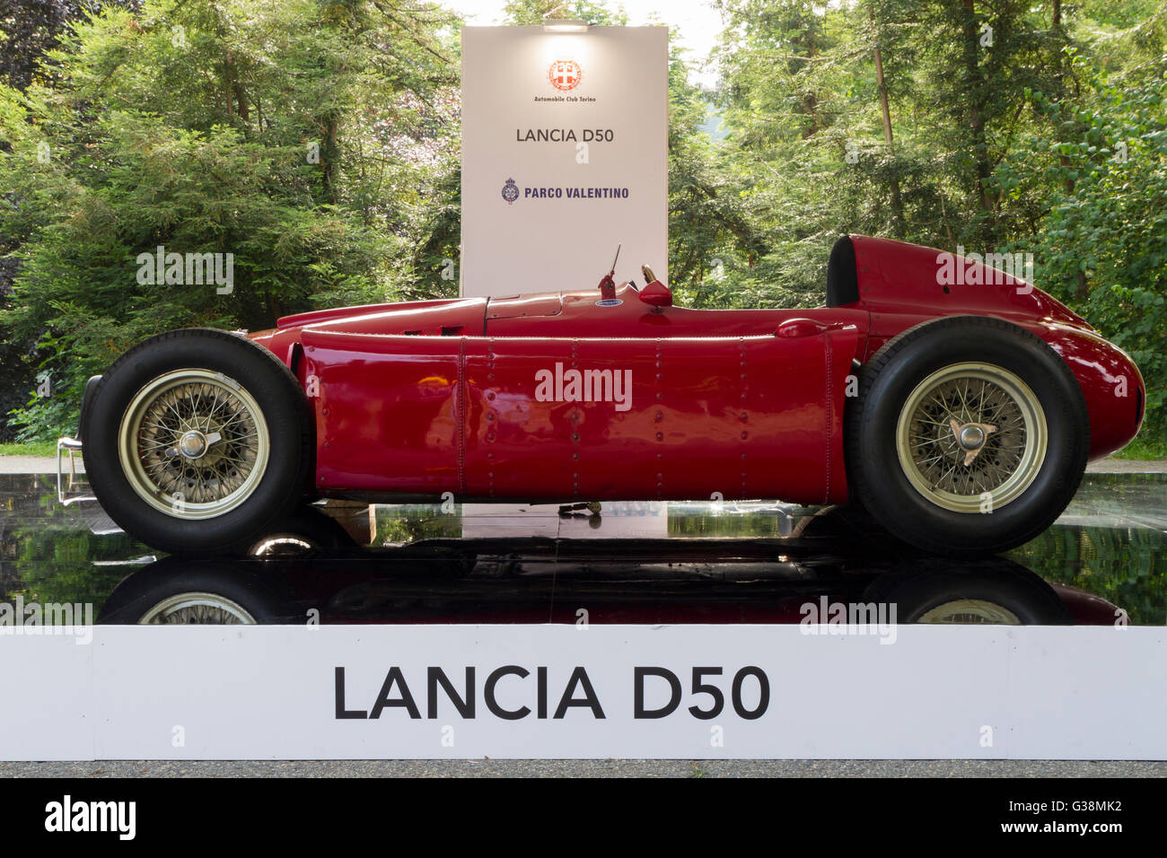 Turin, Italien, 8. Juni 2016. Alte Formel1 Rennwagen Lancia D50 Stockfoto