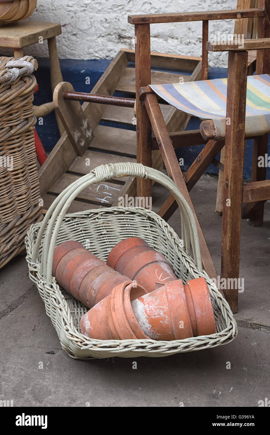 Nippes-Definition, diverse kleine Artikel für ihre Antiquar, sentimental, dekorative oder andere Interesse gesammelt Stockfoto