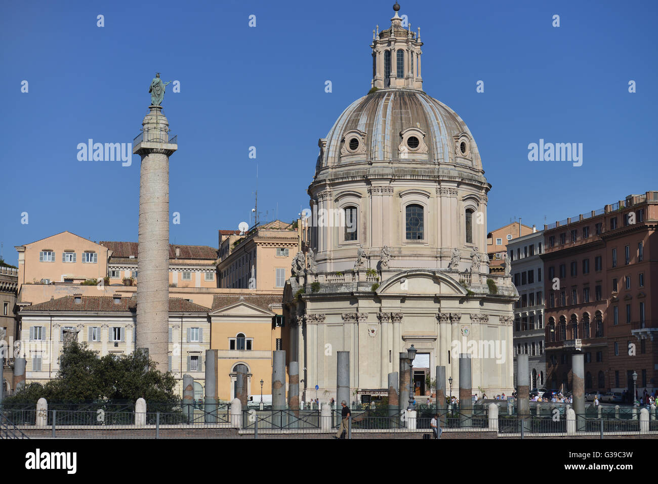 Kirche Santissimo Nome di Maria al Foro Traiano, Trajanssaeule, Trajansforum, Rom, Italien Stockfoto