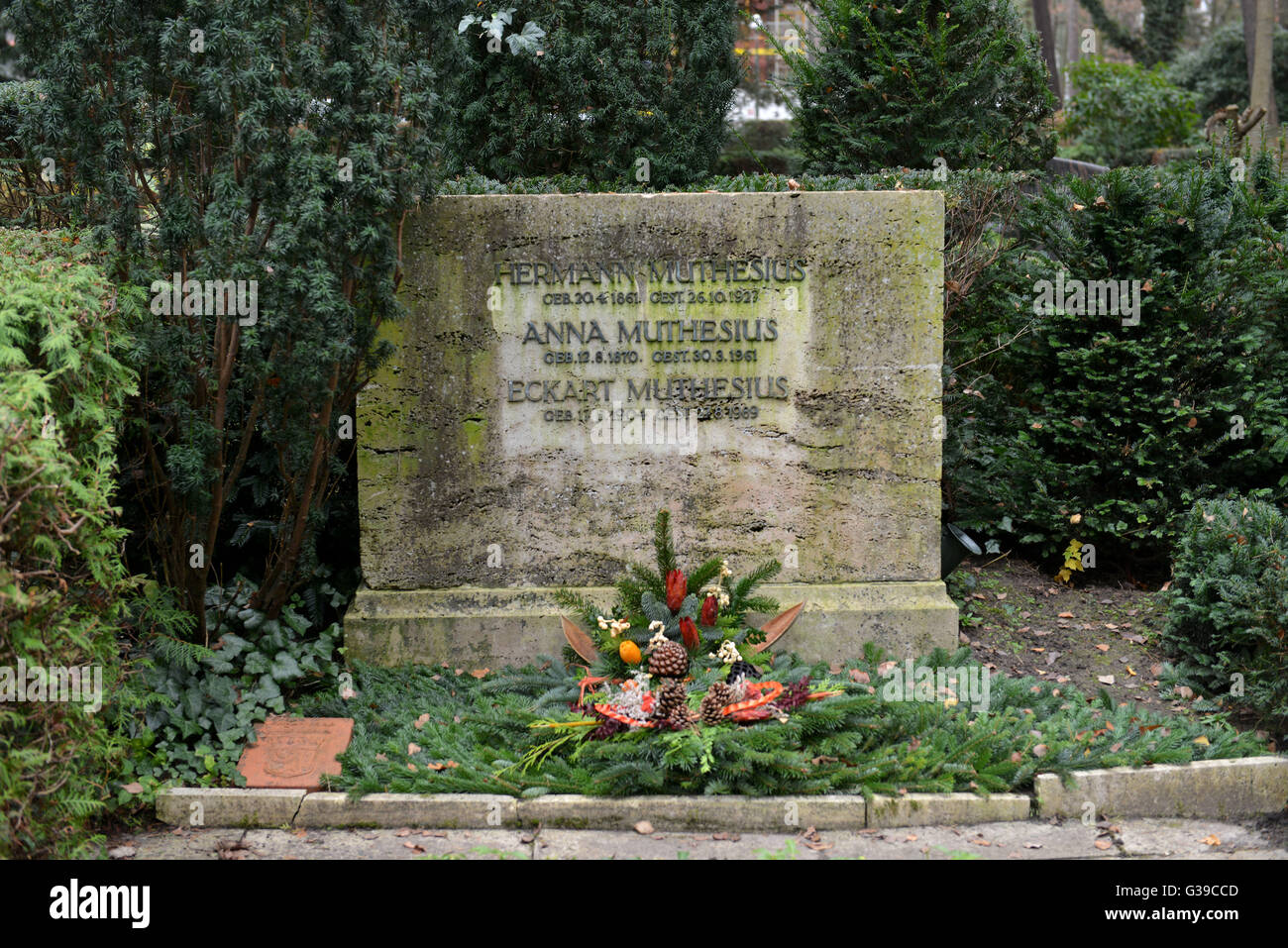 Grab, Hermann Muthesius, Friedhof, Kirchweg, Nikolassee, Zehlendorf, Berlin, Deutschland Stockfoto
