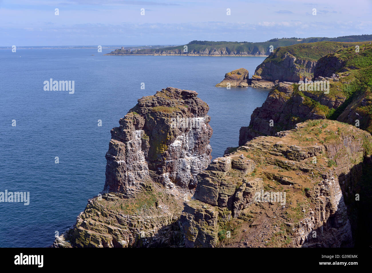Felsige Küste von Cap Fréhel, einer Halbinsel im Côtes-d ' Armor Bretagne im Nordwesten Frankreichs Stockfoto