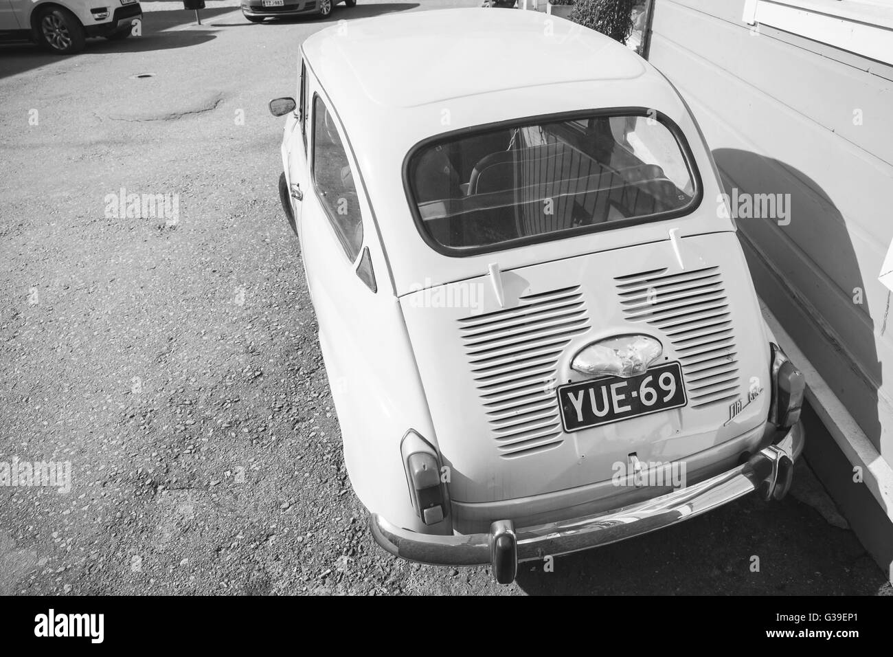 Porvoo, Finnland - 7. Mai 2016: Alte Fiat 600 Stadtauto des italienischen Herstellers Fiat von 1955 bis 1969 produziert, Nahaufnahme Stockfoto