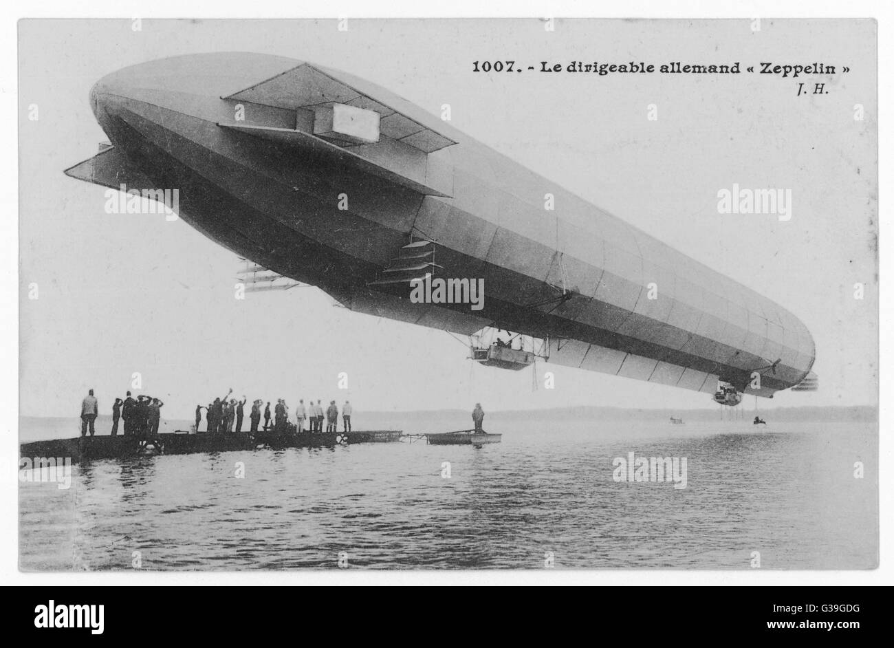 Der erste Zeppelin, LZ-I, auf dem Bodensee-Datum: Juli 1900 Stockfoto