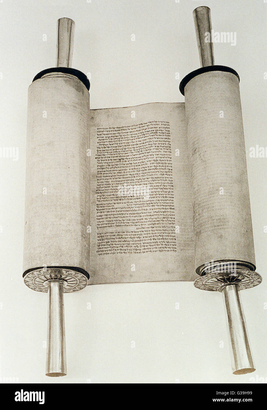 Eine Miniatur polnischen Schriftrolle der Thora - die ersten fünf Bücher der Bibel.        Datum: 18. Jahrhundert Stockfoto