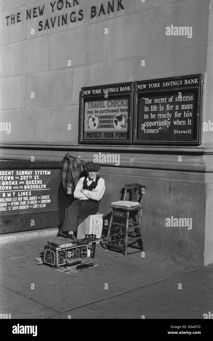 Bootblack, Ecke 14. Straße und Eighth Avenue, New Y Stockfoto