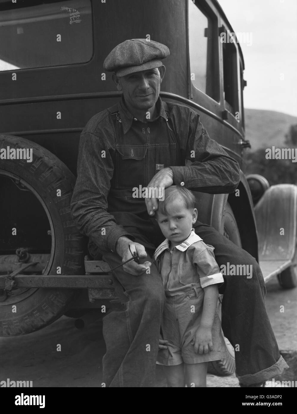 1936-Dürre-Flüchtling aus Polk, Missouri. Warten auf die Eröffnung des orange Picking-Saison in Porterville, Kalifornien. Datum 1936 Nov. Stockfoto