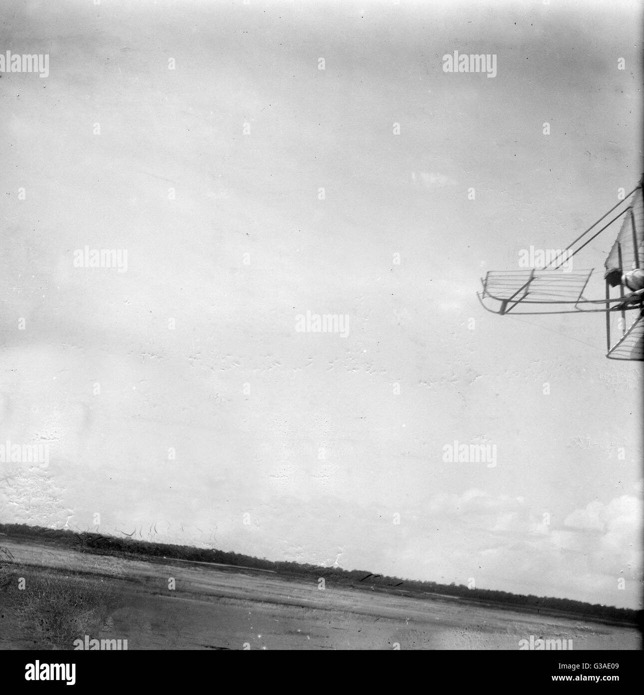 Wilbur Wright Gleitschirmfliegen, Kitty Hawk, North Carolina Stockfoto