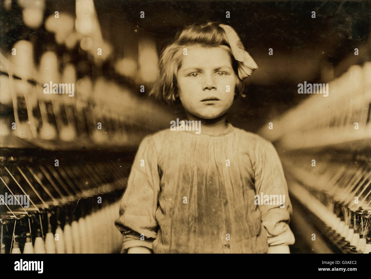 Ein kleiner Spinner in Globe Cotton Mill. Augusta, Ga Stockfoto