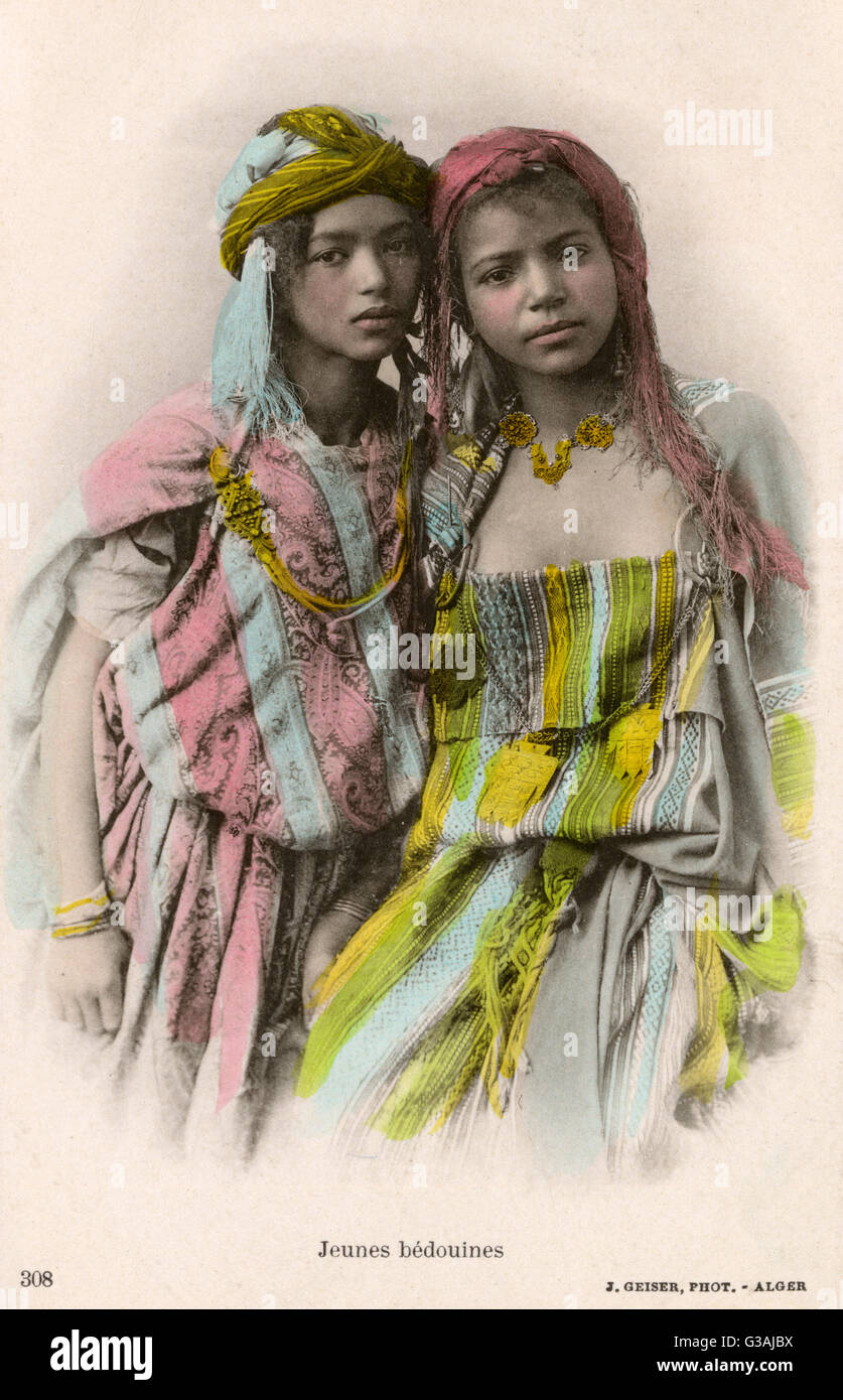 Zwei Junge Beduinenmädchen - Algerien, Nordafrika Stockfoto
