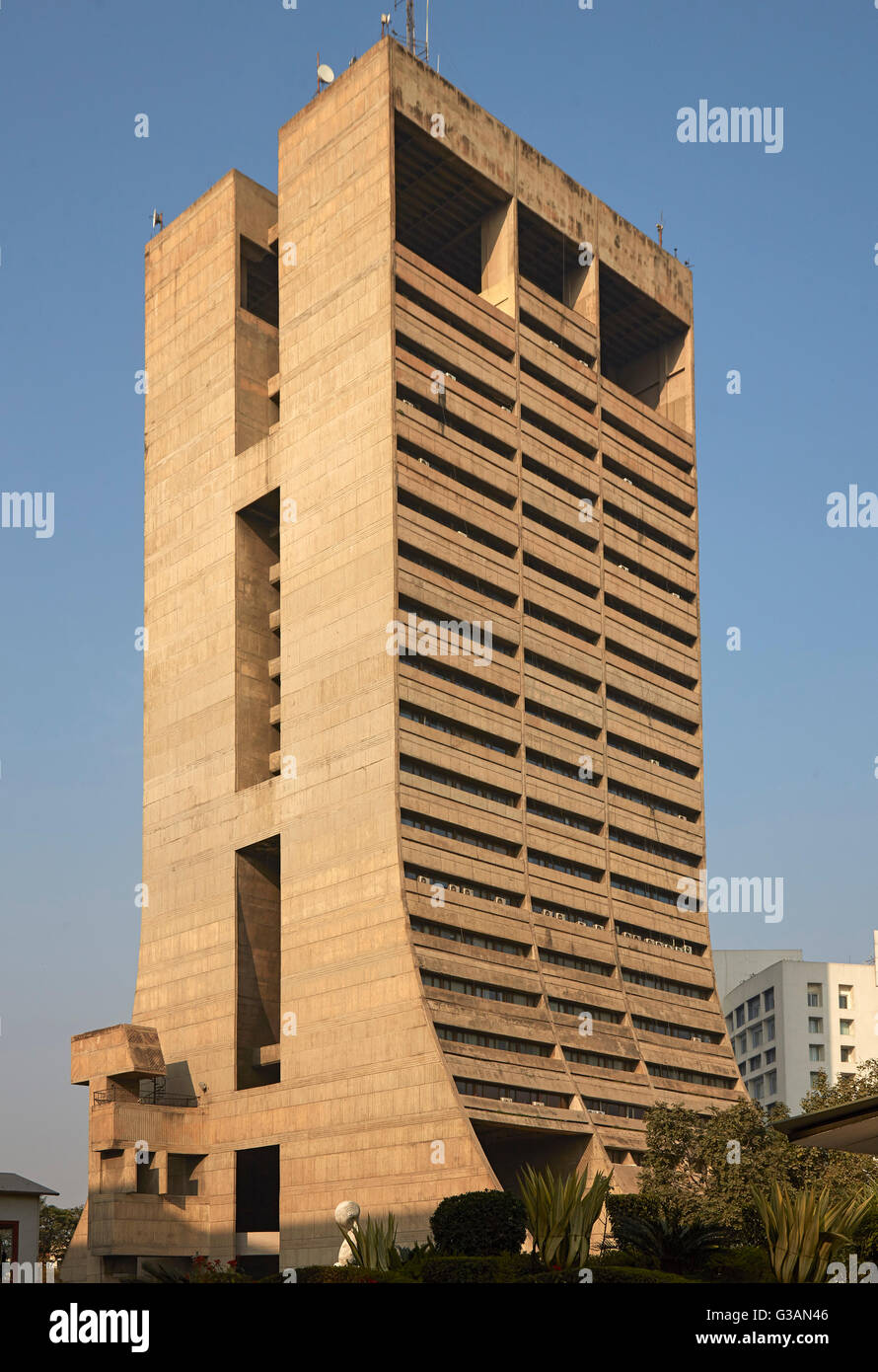 Ansicht des Turms. Palika Kendra, Büro von New Delhi Municipal Council (NDMC), Neu-Delhi, Indien. Architekt: Kuldip Singh, 1985. Stockfoto
