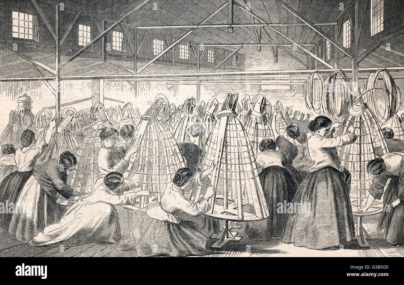 Krinoline Produktion.         Datum: 1863 Stockfoto