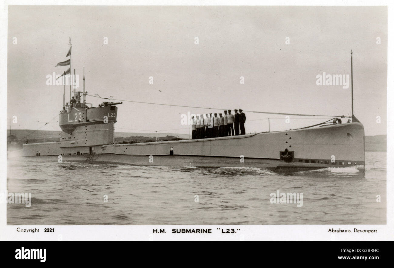 Britisches UBoot L23 mit Besatzung an Deck Stockfotografie Alamy