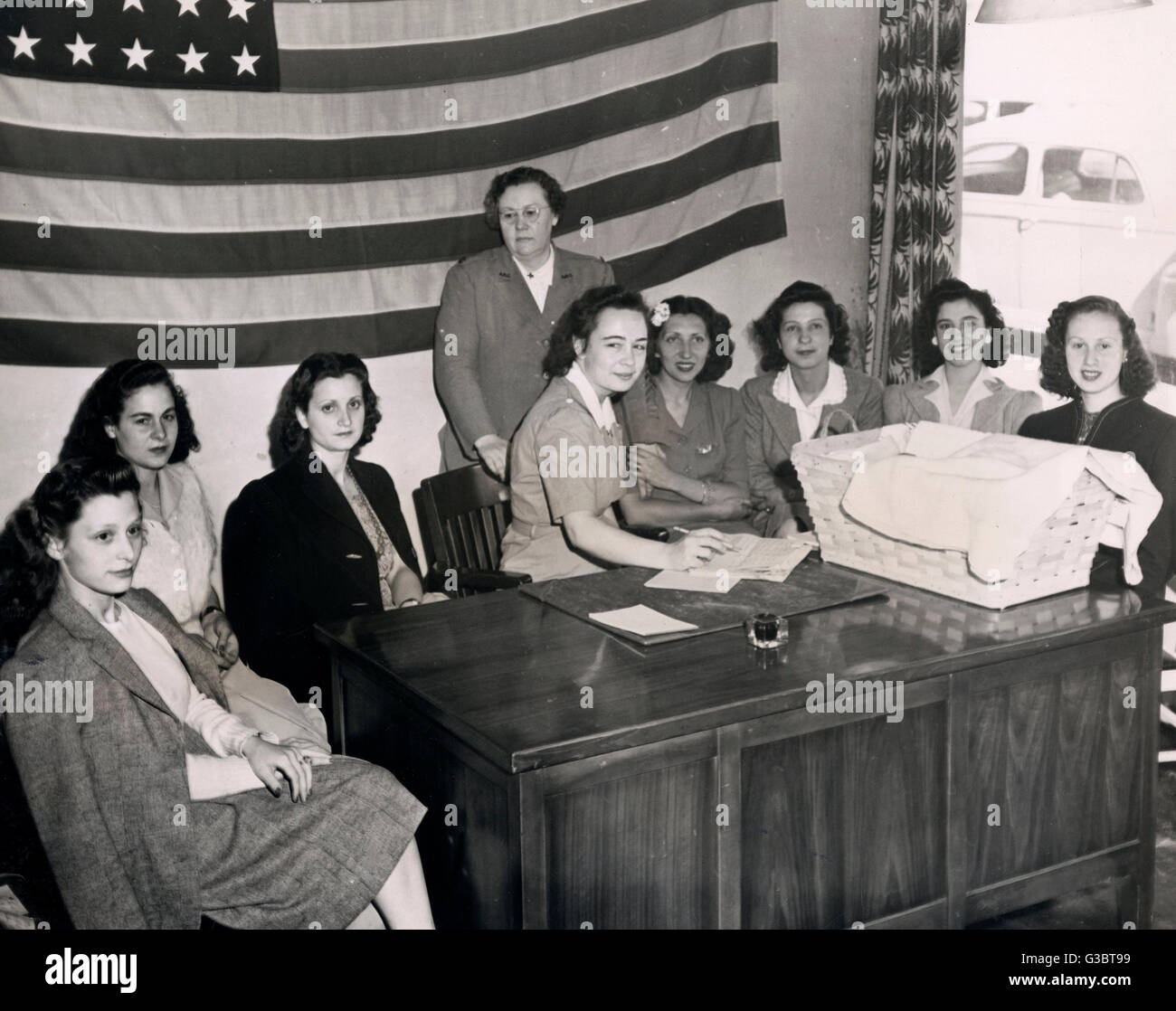 WW2 Uhr – Italienische Bräute amerikanischer GIS kommen in den USA an Stockfoto