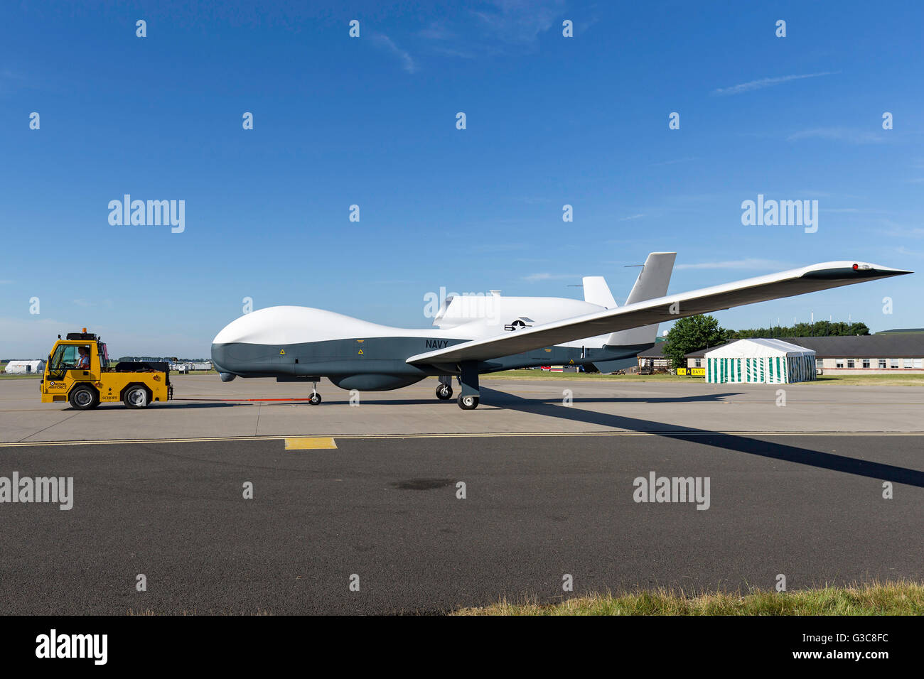 Northrop Grumman MQ - 4C Triton US Navy unbemannte weiten Bereich Meeresüberwachung Flugzeuge Stockfoto Northrop Grumman MQ - 4C Triton US Navy unbemannte weiten Bereich Meeresüberwachung Flugzeuge Stockfoto