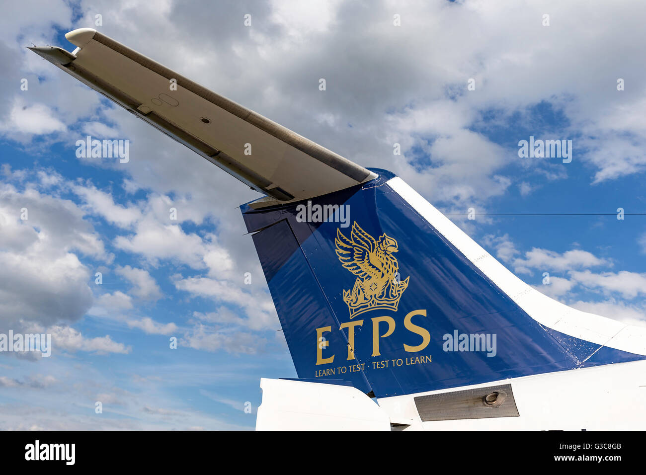 Nahaufnahme Bild mit der Rute von QinetiQ betrieben BAE Systeme-Avro RJ100 Flugzeuge aus der Empire Test Pilotenschule. Stockfoto