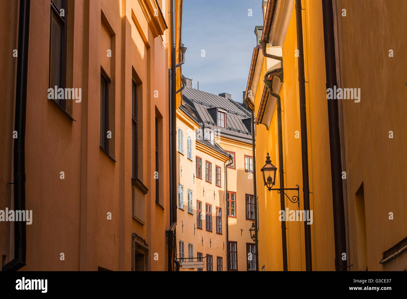 Straßenlaterne und historischen Gebäuden in Gamla Stan, Stockholm Stockfoto