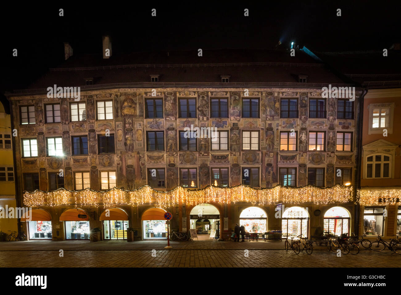 Landshut am Abend, Deutschland, Bayern, Niederbayern, Altstadt, Gebäude, Stockfoto