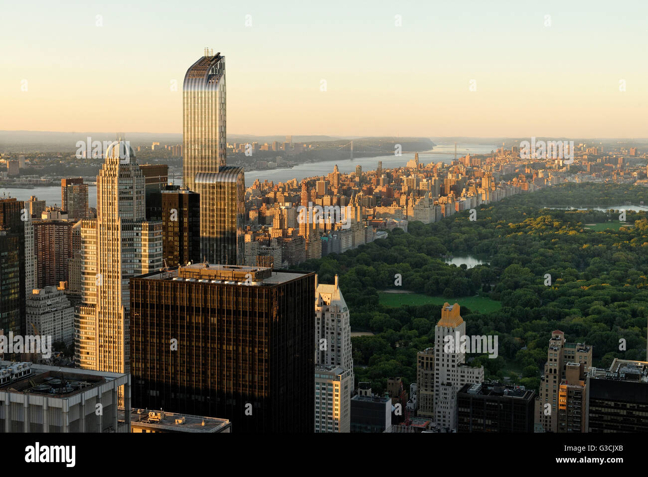 Blick auf den Central Park aus die Plattform oben auf den Felsen, New York City, Manhattan, USA Stockfoto