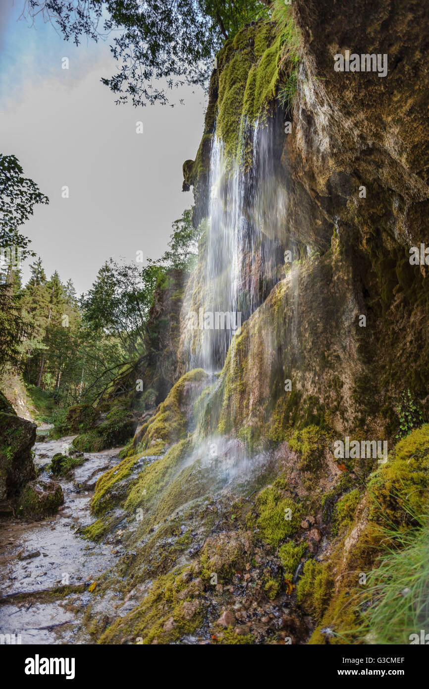 Schleier Wasserfälle im Sommer, Wasserfall, Schauspiel der Natur, erleben Stockfoto