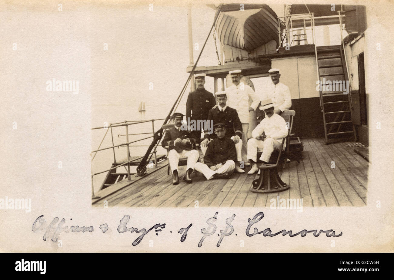 Offiziere und Ingenieure, SS Canova, britisches Frachtschiff Stockfoto
