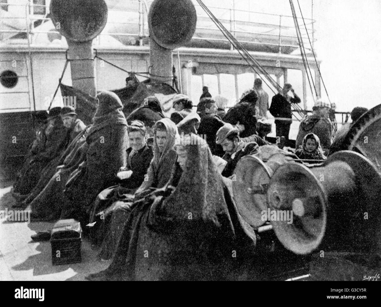 Zwischendeck Passagiere Auf Ein Emigrant Schiff Von Liverpool Nach New York 1896 Die Reise Begann In London Mit Einem Auswanderer Zug Von Euston Nach Liverpool Datum 1896 Stockfotografie Alamy