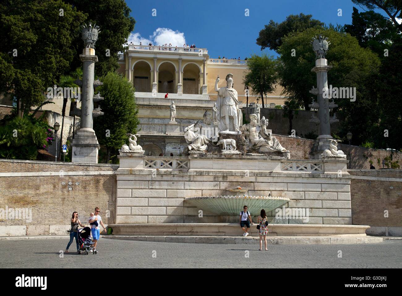 Pincio Terrasse mit Statuen der Göttin Roma zwischen Tiber und Aniene, Piazza del Popolo, Rom, Latium, Italien, Europa Stockfoto