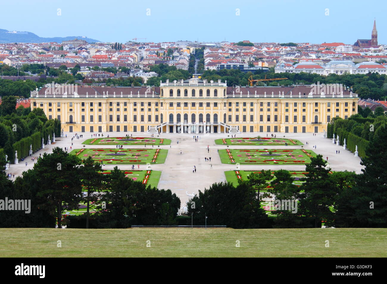 Landschaftsbild von Schloss Schönbrunn in Wien, Österreich Stockfoto