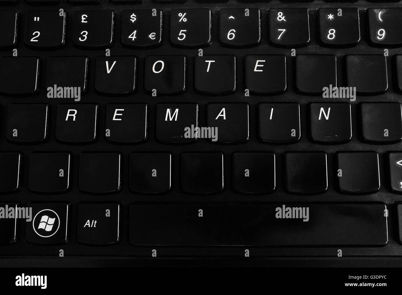 Stimme bleiben auf der schwarzen Tastatur ein Lenovo Laptop geschrieben. Stockfoto