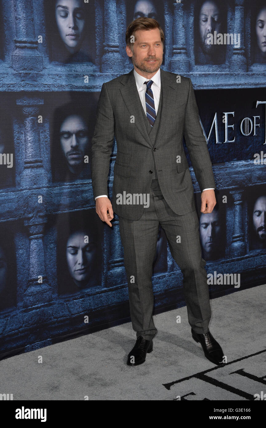 LOS ANGELES, CA. 10. April 2016: Schauspieler Nikolaj Coster-Waldau bei der Premiere der 6. Staffel von Game of Thrones am TCL Chinese Theatre in Hollywood. Stockfoto