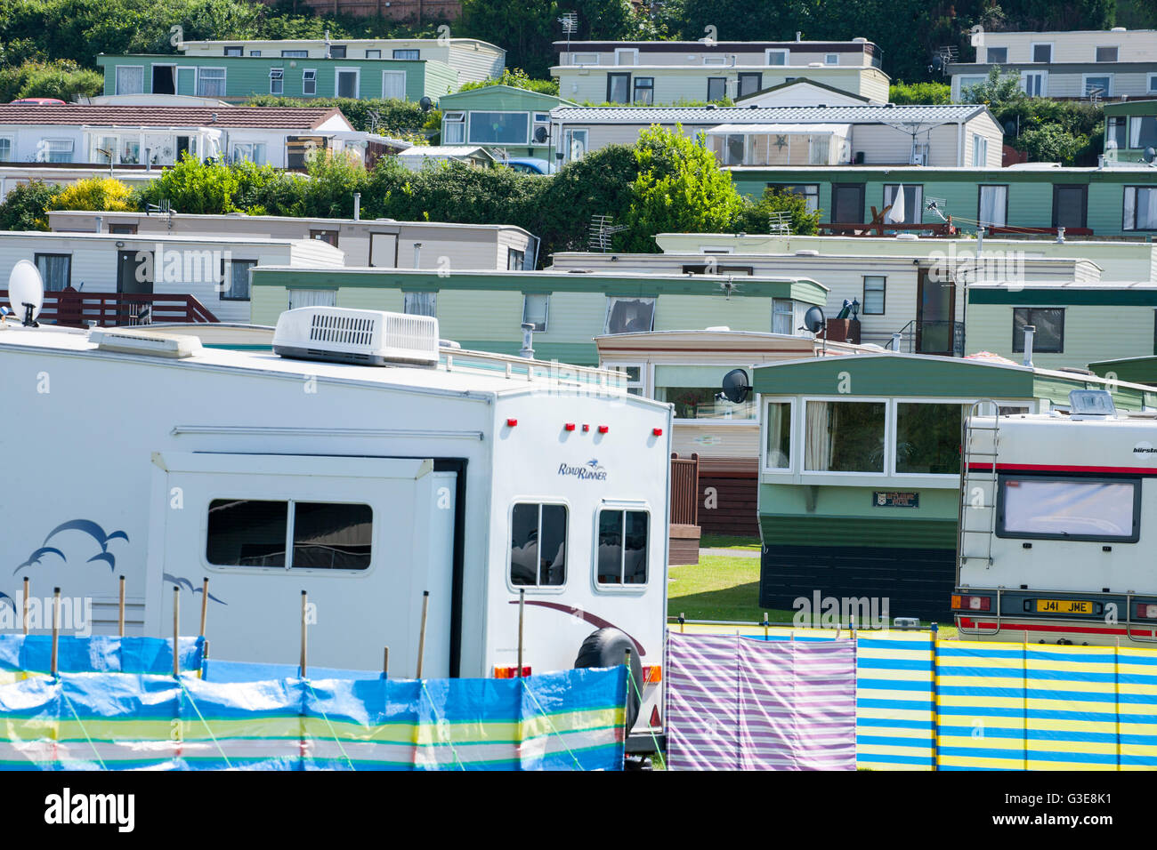 Überfüllten Campingplatz in Wales Ceredigion UK Stockfoto