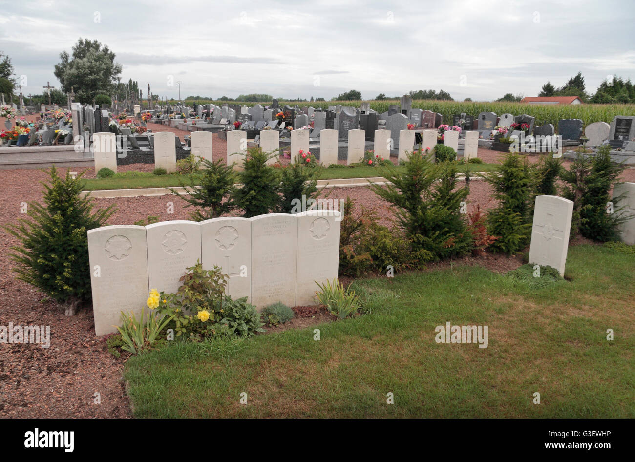 Eingangstor zum CWGC Cuinchy kommunalen Friedhof, Cuinchy, Pas-De-Calais, Frankreich. Stockfoto